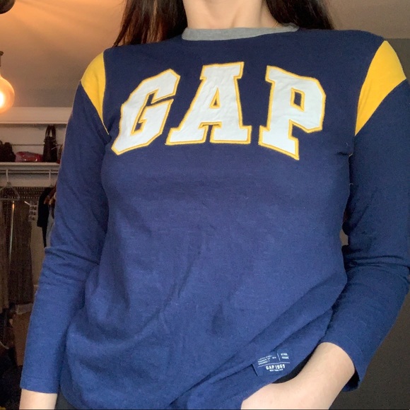 Vintage gap shirt💙 - Picture 5 of 5